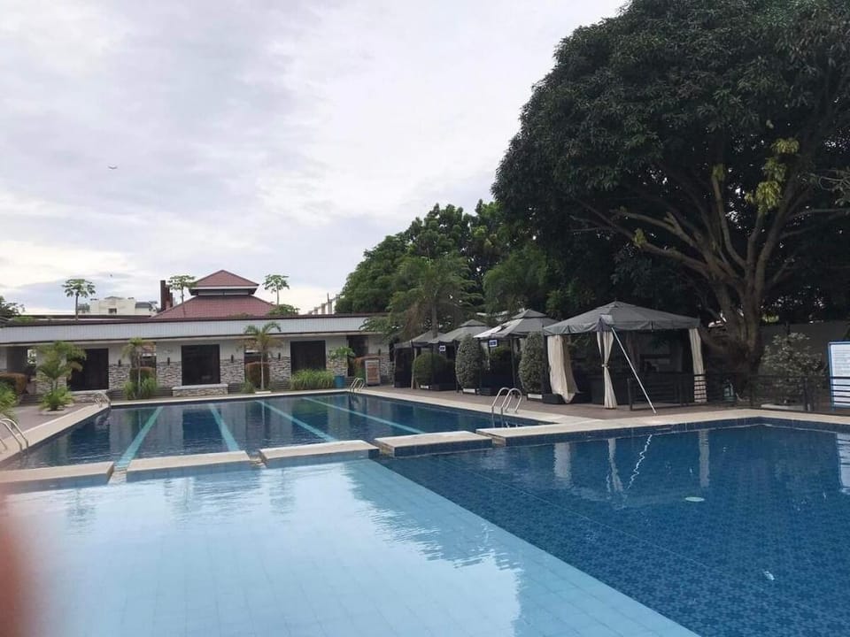A2J Comfy Home w/ 120in Cinema + Jacuzzi Near NAIA Vacation rental in Las Pinas