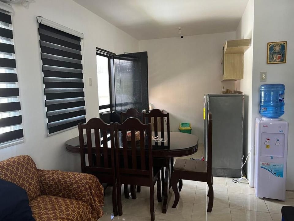 Davao Transient House 2BR w/ wifi, aircon&BBQGrill Vacation rental in Davao City