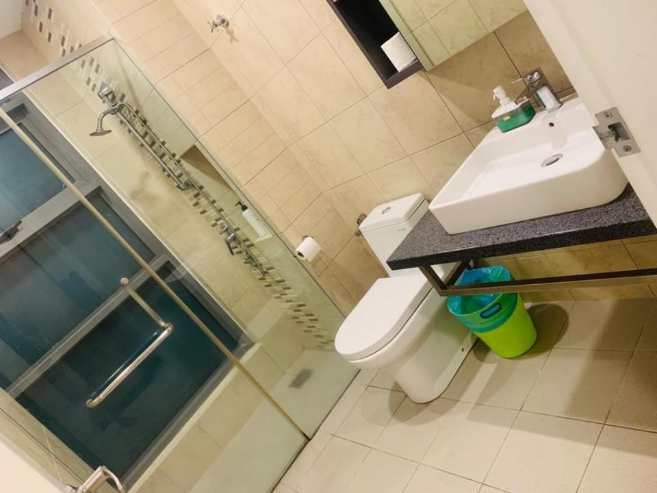 JR' Deluxe Two-Bedroom Suite Apartment in Federal Territory of Kuala Lumpur