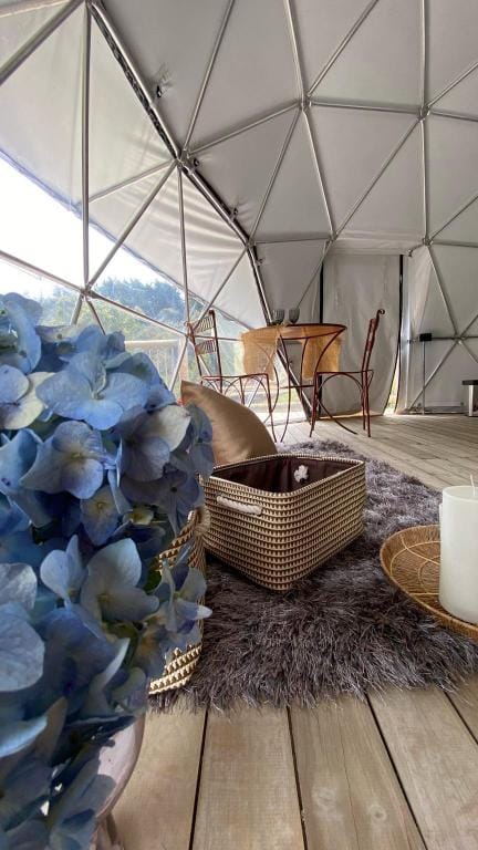 Glamping con Jacuzzi, Cena y Desayuno Santa Elena Vacation rental in Antioquia