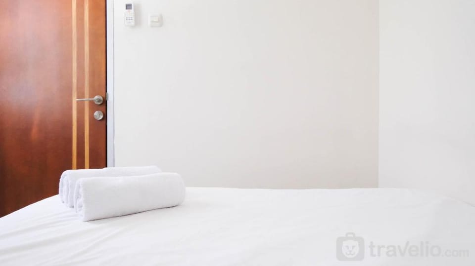 Clean & Comfy 2BR Puncak Kertajaya By Travelio Apartment in Surabaya