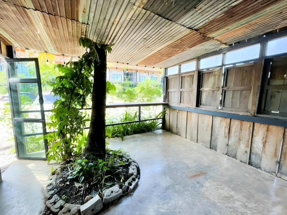 Cafe and Thammachart Resort at Nakhon Phanom Resort in Laos