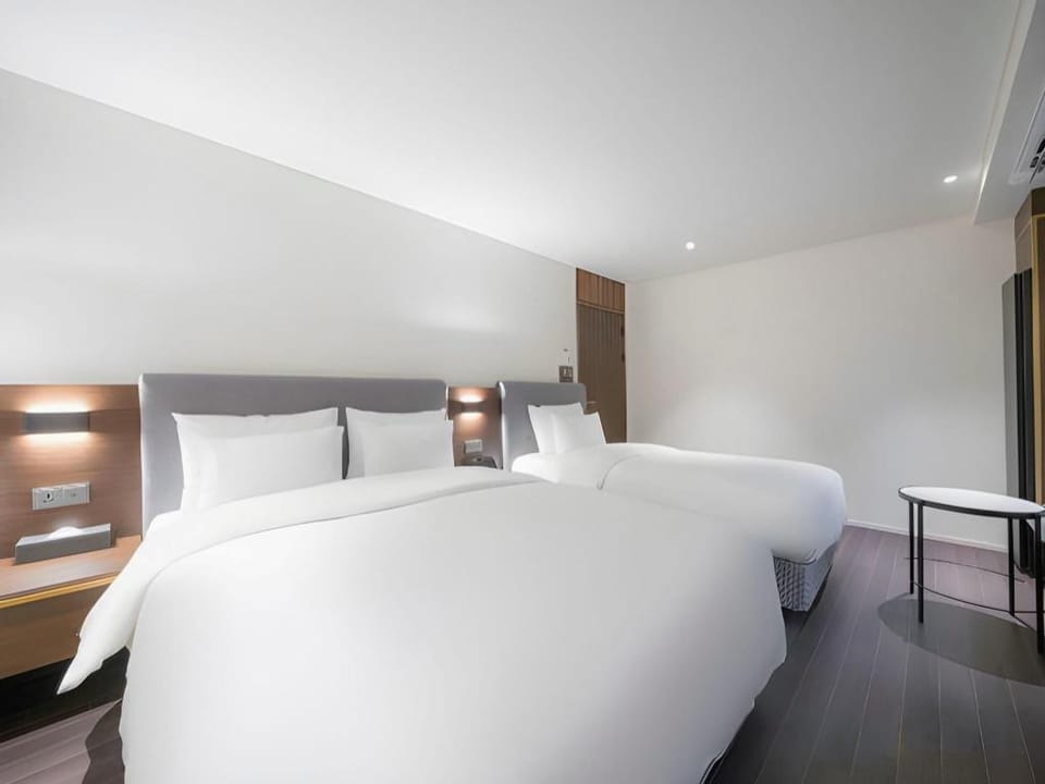 Mokpo Peace Plaza Brach  Hotel Yaja Motel in South Korea