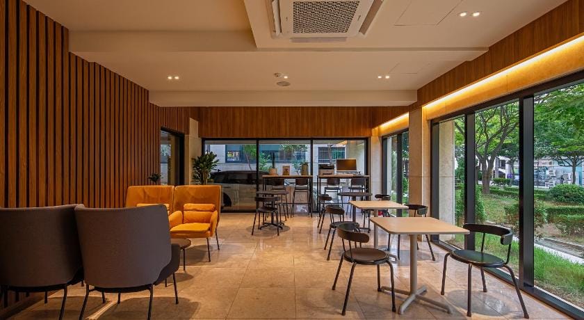 Mokpo Peace Plaza Brach  Hotel Yaja Motel in South Korea