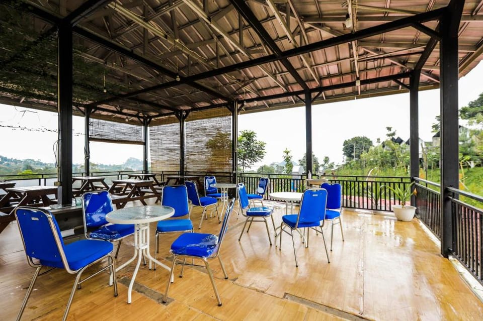 Miracle Signature Hills Hotel in West Java
