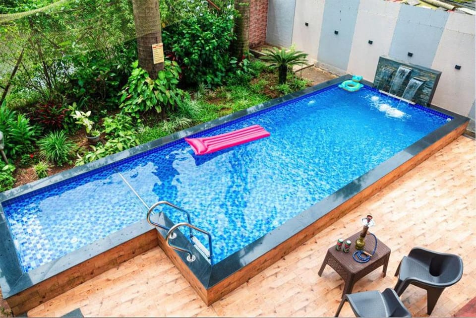 French Chique Pvt Pool Villa - Cherry Blossom Villa in Lonavla