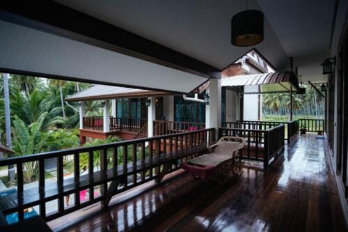 Coconut Tree Homestay Hotel in Prachuap Khiri Khan, Thailand