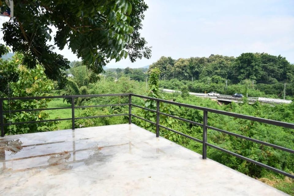 Lone Wolf  บ้านพัก โลนวูฟ Vacation rental in Laos