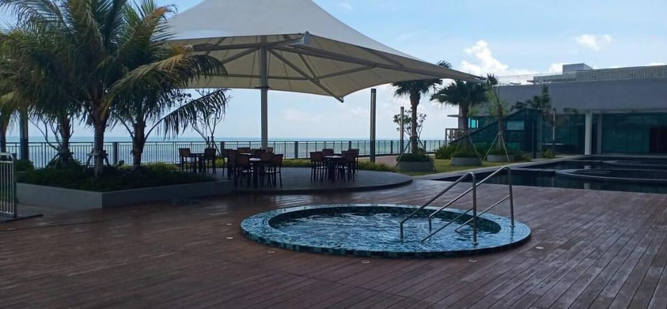 HAFIZ AWESOME SEAVIEW STUDIO IMPERIUM RESIDENCE Apartment in Pahang, Malaysia