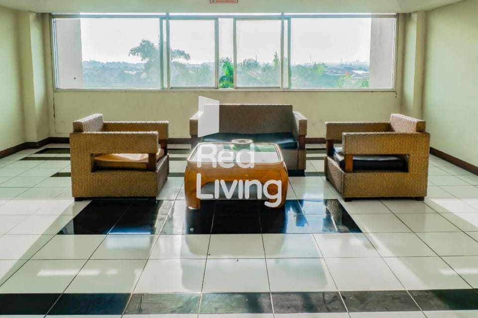 Redliving Apartemen Emerald Tower Bion Apartel 2 Tower South Hotel in Bandung