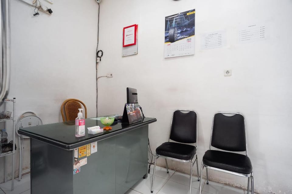RedDoorz @ Jalan Bangau Palembang Hotel in Indonesia