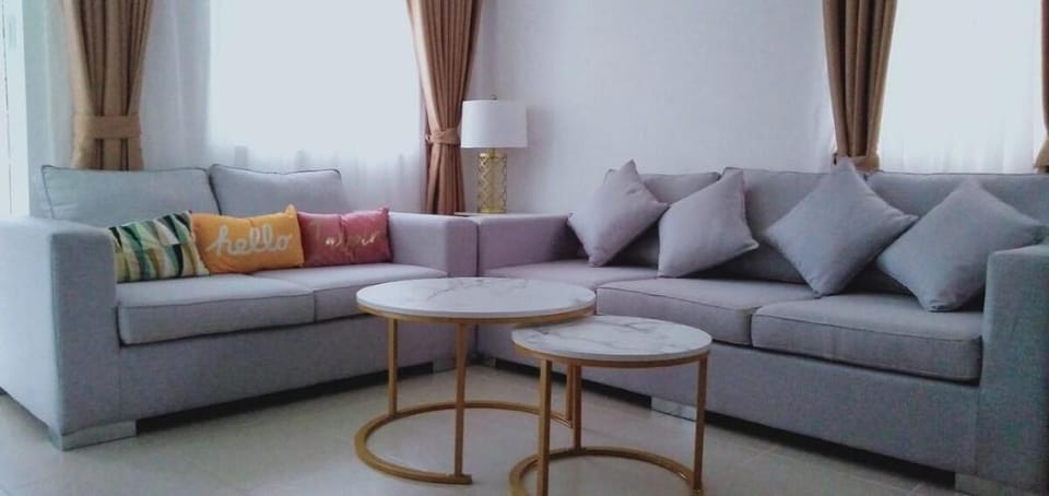 Jezzabel Beach-Laiya House Rental Unit 1 Vacation rental in Calabarzon