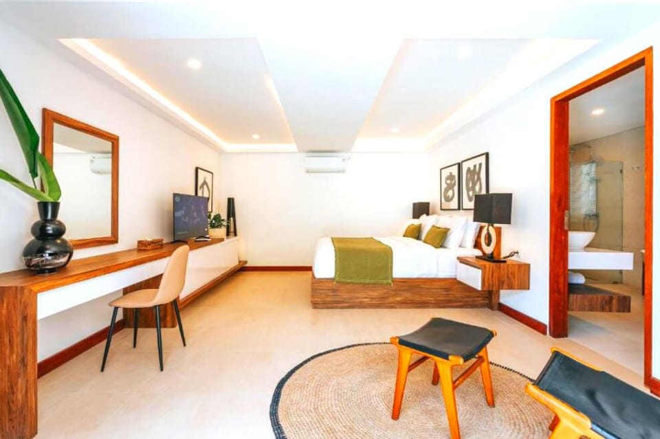 Amazing 4 BR Private Pool Villa at Seminyak #PZ10 Villa in North Kuta