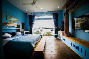 DANATRI*Deluxe*Balcony*Bathtub*TopFloor*MyKheBeach Vacation rental in Da Nang