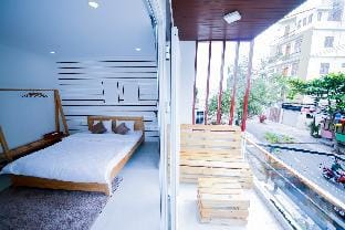 DANATRI*KINGROOM*PrivateBalcony*Bathtub*MyKheBeach Apartment in Da Nang