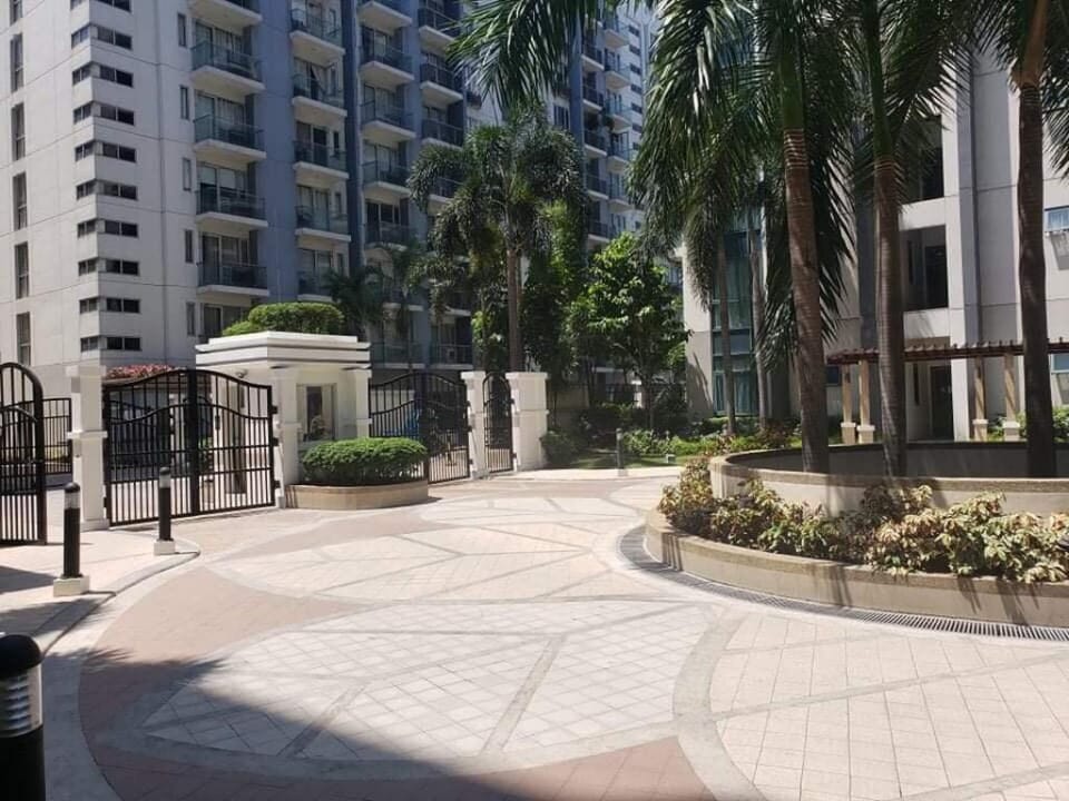 One bedroom condo infront of terminal 3 Vacation rental in Pasay