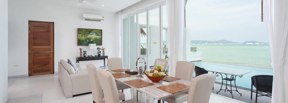 Beachfront Modern 3BR Villa in Rawai - VVPHU23.3 Villa in Rawai