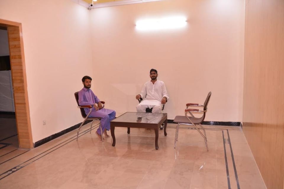 Redbury Inn Guesthouse Bed and Breakfast in Islamabad