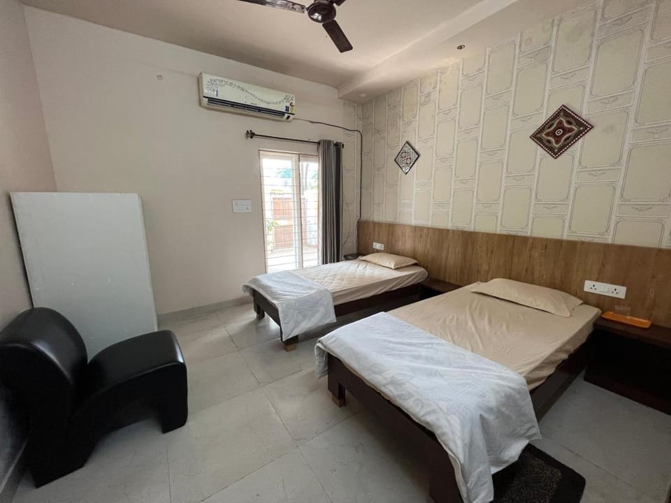 GREEN HOME STAY Vacation rental in Lucknow