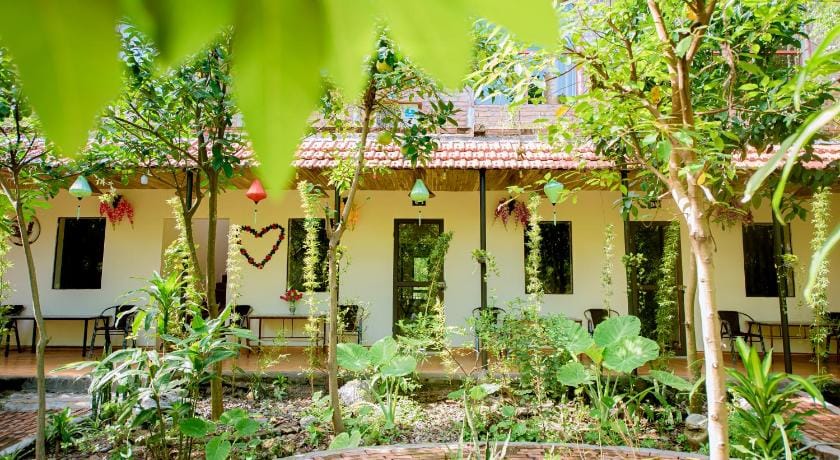 Ali Homestay Ninh Binh Vacation rental in Laos