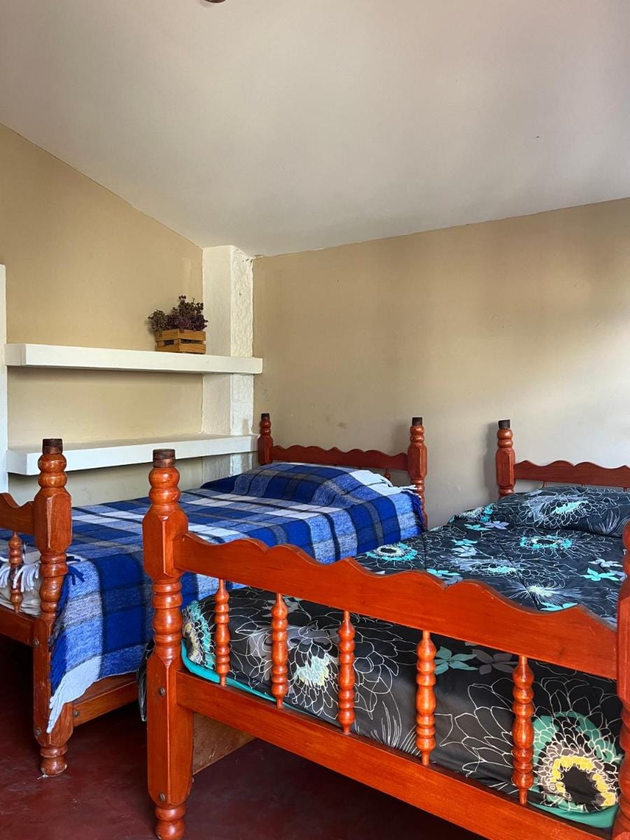 Casa Qatzij - Guest House, Lake Atitlan Bed and Breakfast in Sololá Department