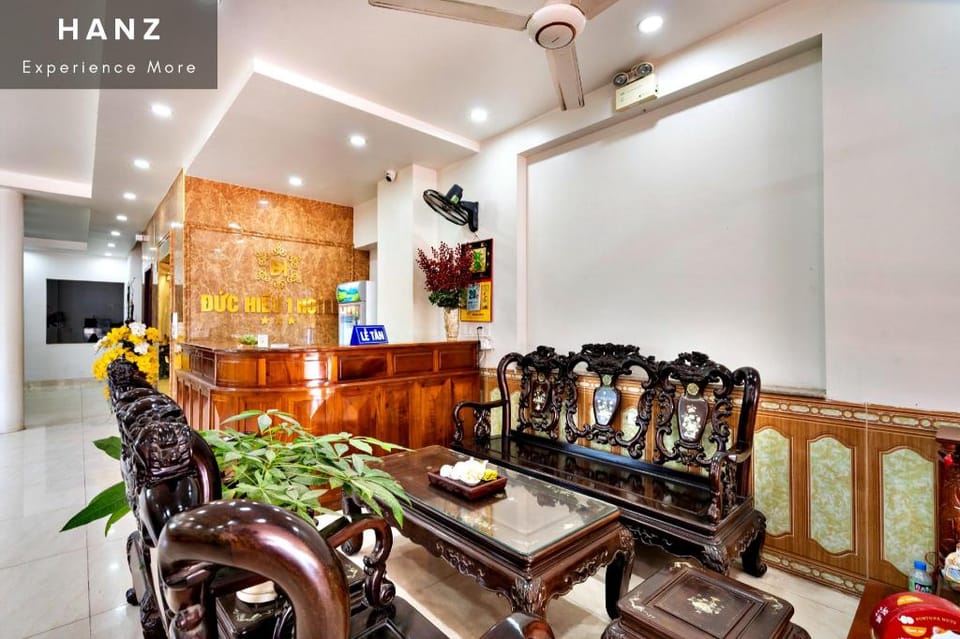 S79 Duc Hieu Airport Hotel Hotel in Laos