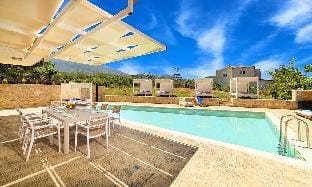 Allas Villa Heated Pool Villa in Crete