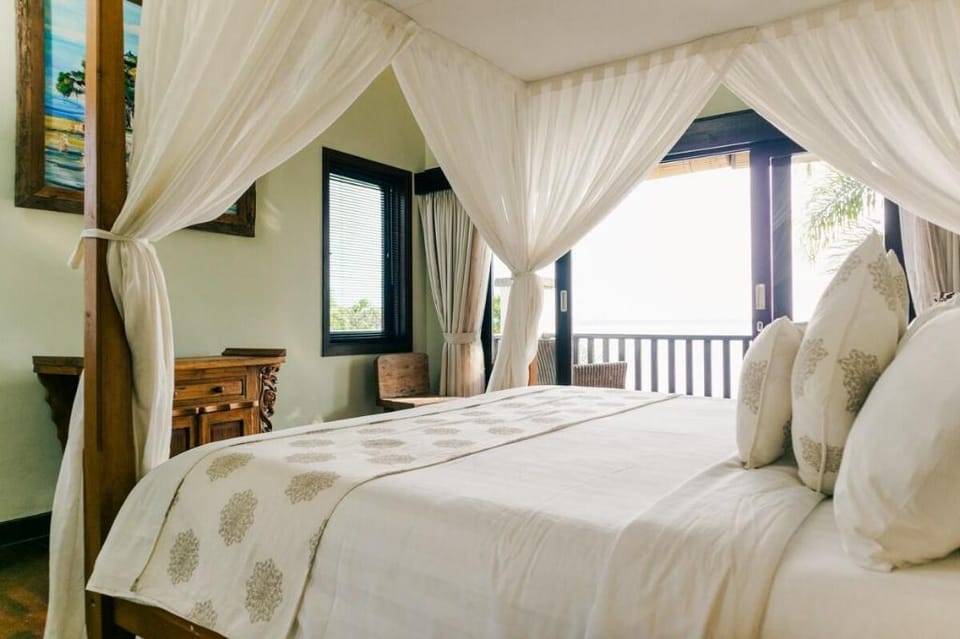 Waterfront 3 Bedroom Private Villa in Benoa Bay Villa in Kuta Selatan