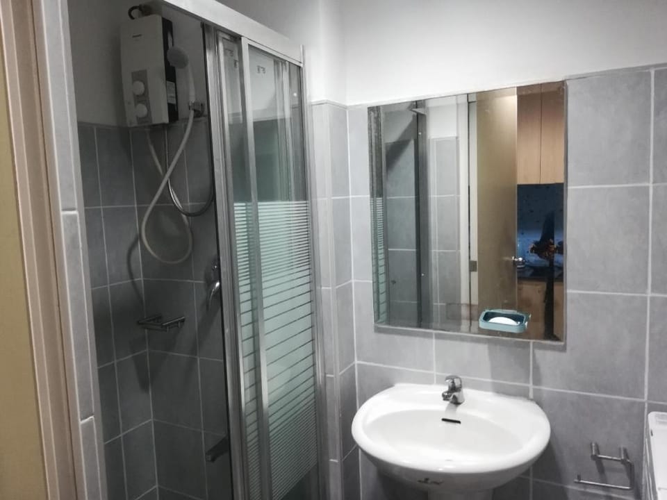 Tess booking  Vacation rental in Pasay