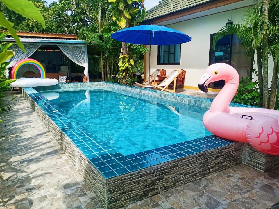 Sweet Floresta Pool Villa Vacation rental in Chon Buri Changwat
