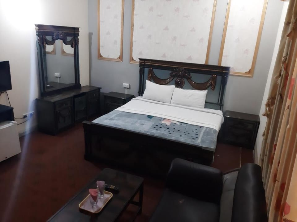 Hotel Day IN Gulberg Vacation rental in Lahore