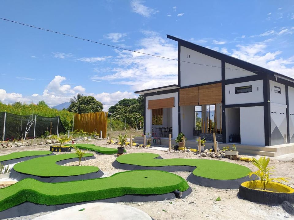 D'Flo Homestay Hotel in Indonesia