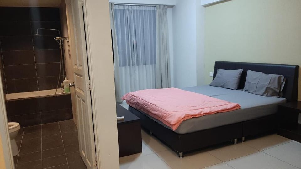 Vacation HomeStay@KintaRiverfront Ipoh city Apartment in Ipoh