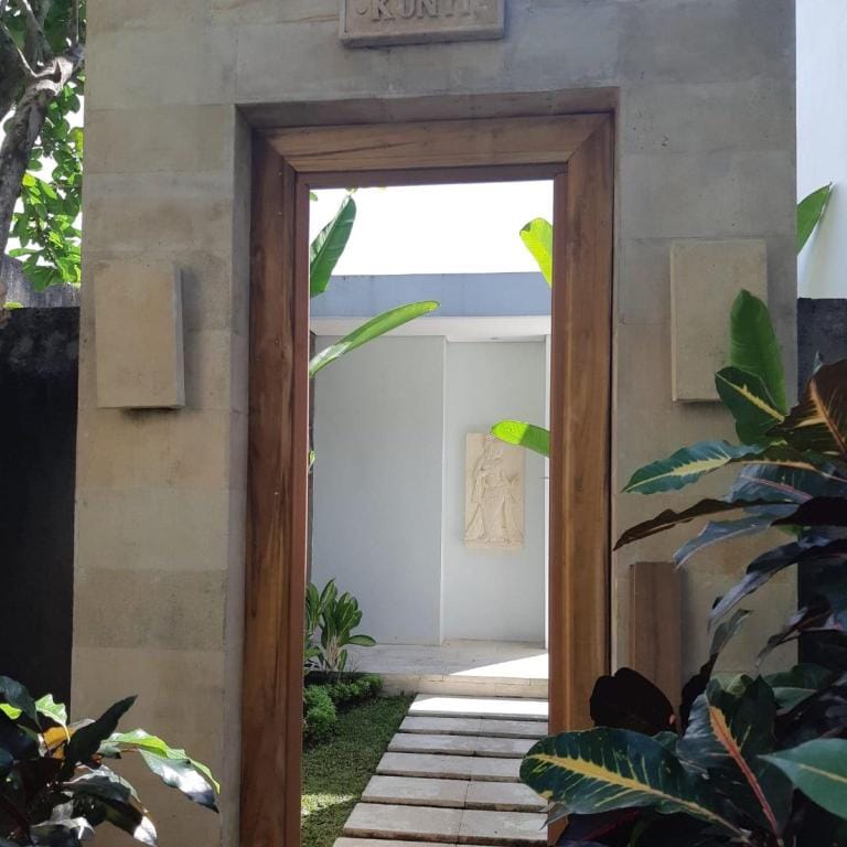 Private one bed room pool valey Villa in Sukawati