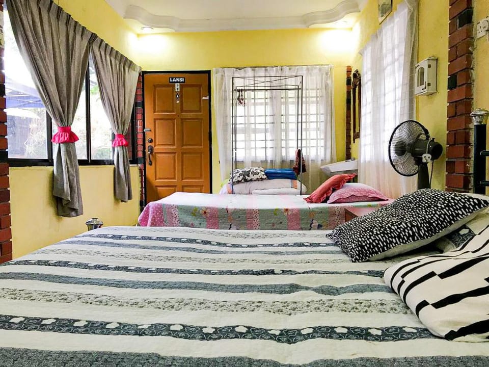 Dusun Indah Cottage Vacation rental in Bayan Lepas