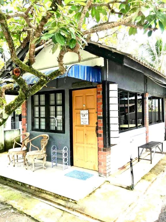 Dusun Indah Cottage Vacation rental in Bayan Lepas