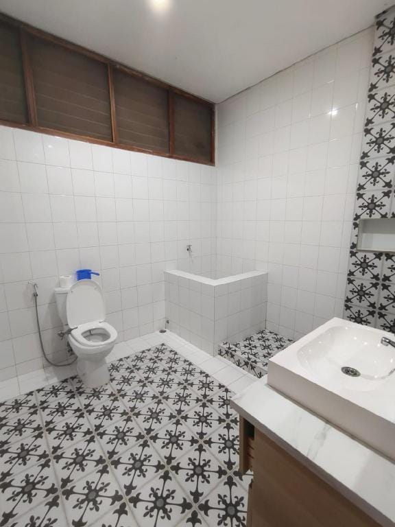 Villa Bango Puncak 8BR, Your Own Private Villa Villa in Cisarua