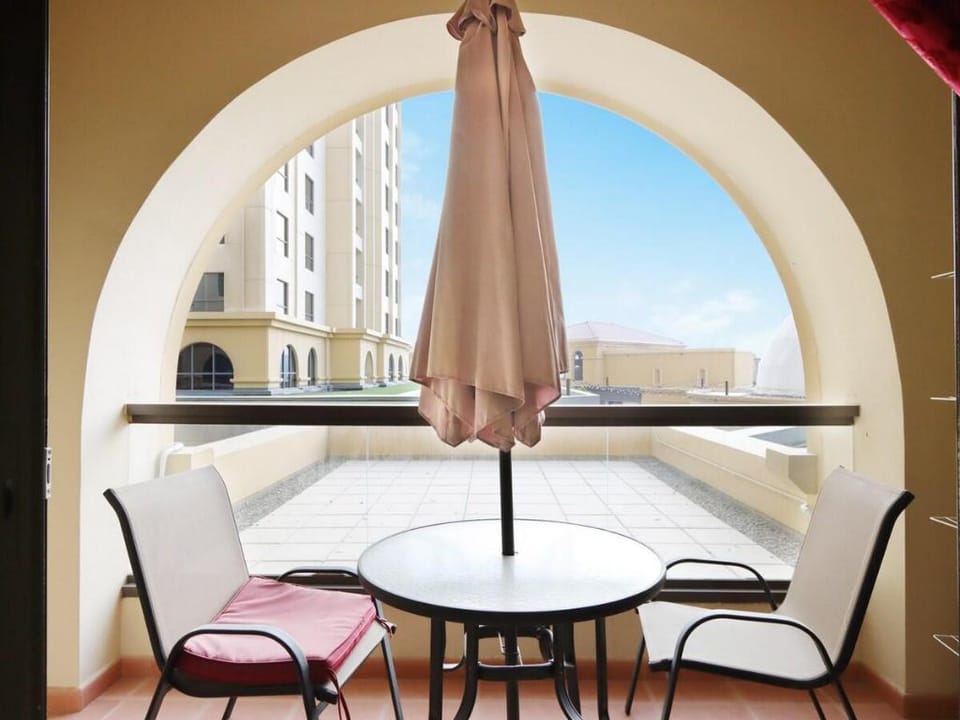 VIP Castles JBR Suites -R4- Upgraded 3 Bedroom Apartment in Dubai