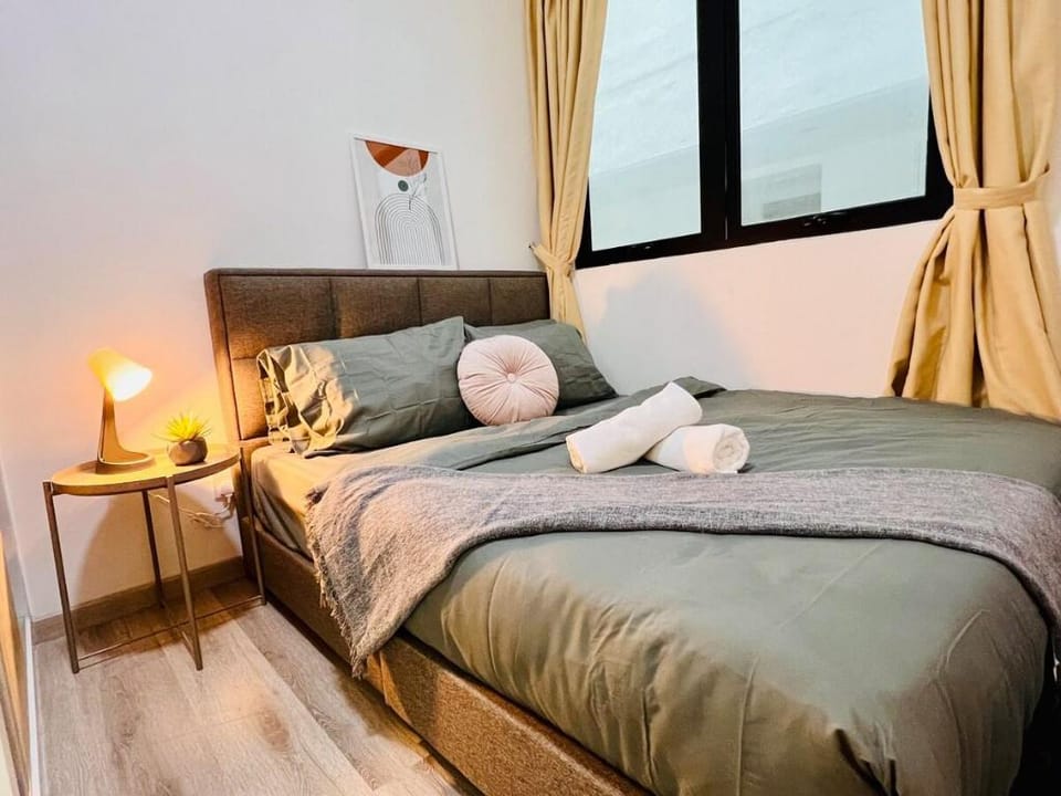 Executive Suites 2+1BRoom@JB Mosaic Midvalley6-12pax Apartment in Johor Bahru
