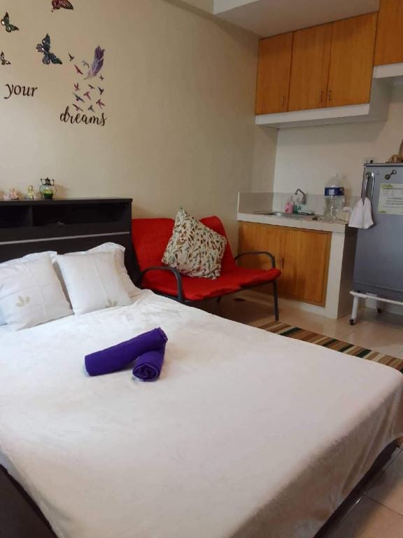 Affordable  Transient in Valley Golf Apartment in Antipolo
