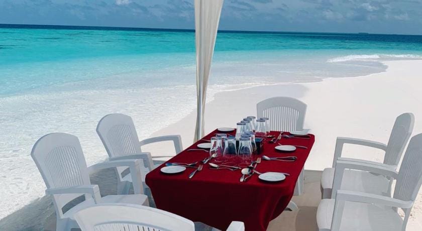 Rindali Maldives Maaenboodhoo Hotel in Maldives
