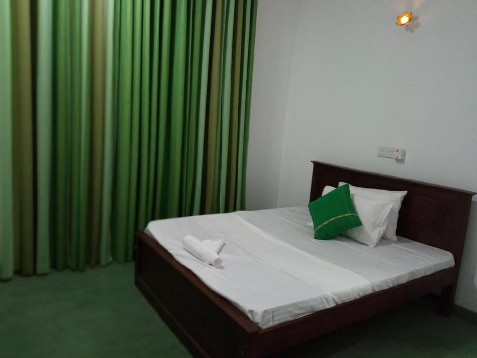 Cheerful 2 bedroom house with free parking Apartment in Dehiwala-Mount Lavinia