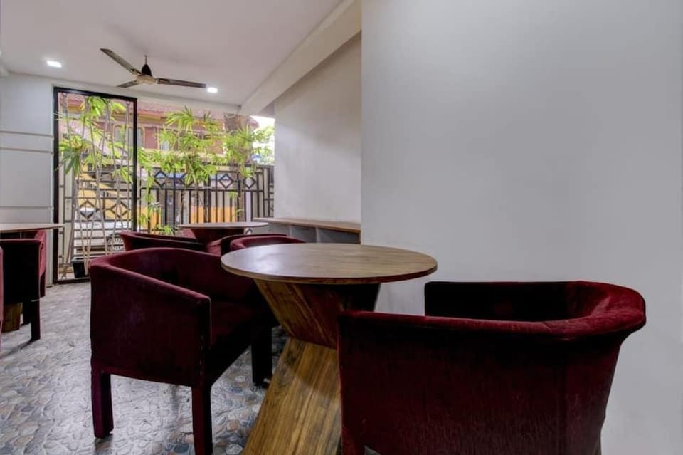 Homey Meadows - Vizag beach Hotel in Visakhapatnam