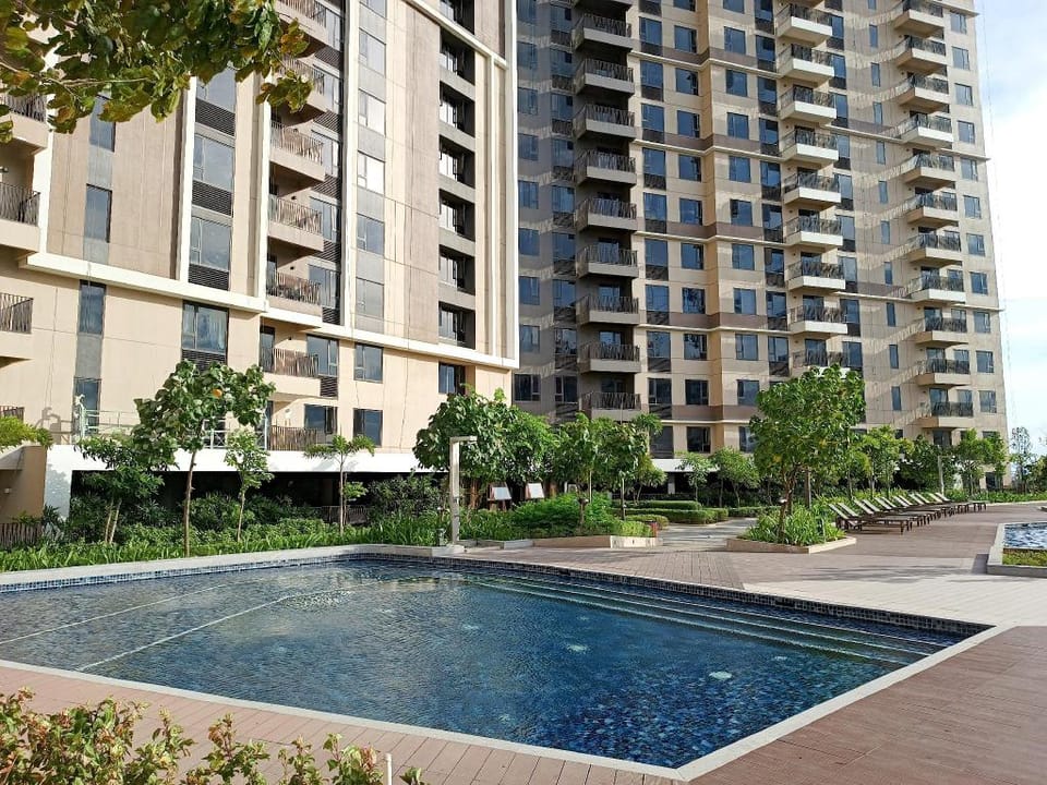 Mandani Cebu Seaview Near CDU, SM, Metro, Ports Apartment in Lapu-Lapu City