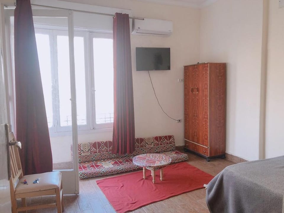 Joyful Apartment & Fabulous balcony downtown Cairo Vacation rental in Cairo