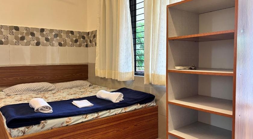 Sarovar's Nest Hotel in Maharashtra