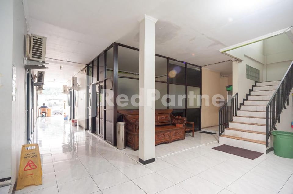 Wisma Juanda Bogor Mitra RedDoorz Hotel in West Java