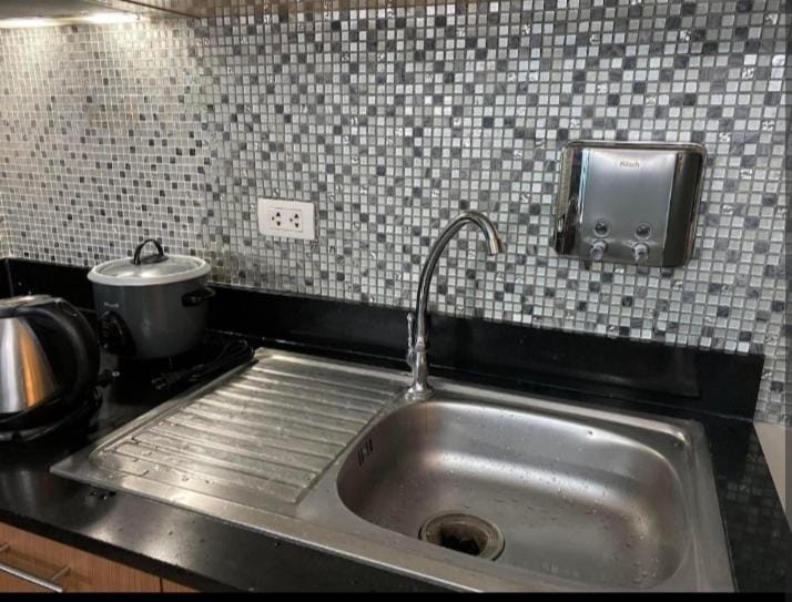 Staycation ONE PALM TREE VILLAS NEAR NAIA3 Apartment in Pasay