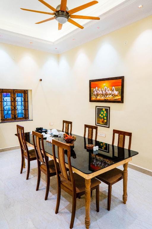 Villa Heritage  4-bhk private villa with pool Villa in Calangute