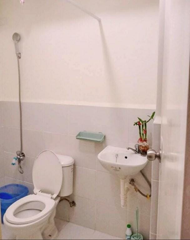Condo in Metro Manila by Di-el Staycation Vacation rental in Manila City
